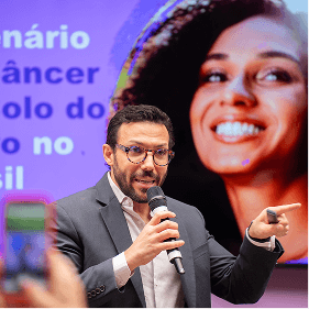 Presença de influenciadores e especialistas na coletiva do Março Lilás.