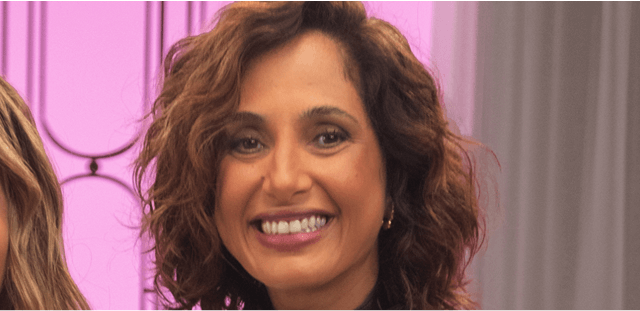Camila Pitanga, atriz e embaixadora nacional da ONU Mulheres, no episódio 4 de A Sua História com Fernanda Lima, compartilhando sua experiência após visita ao INCA e contato com pacientes e médicos.