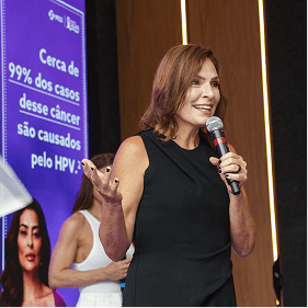 Palestrante aborda prevenção ao HPV durante evento do Março Lilás